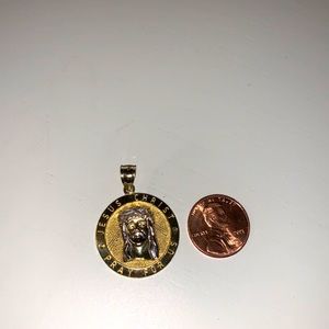 10k two toned Jesus Charm/pendant